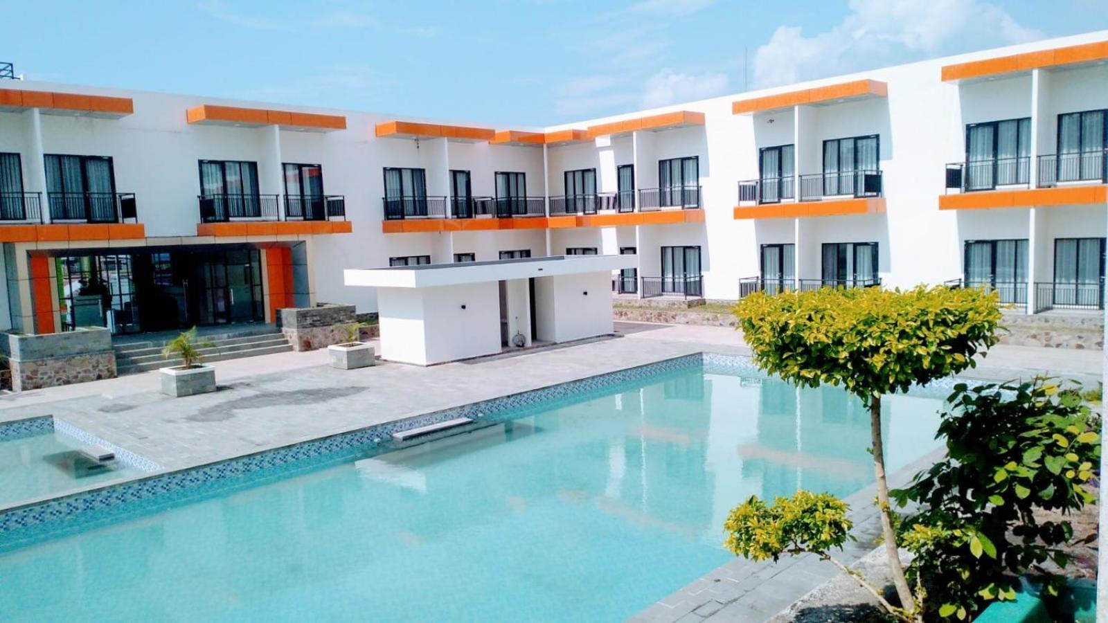 Hotel Graha Serasan Seandanan Banding Agung Exteriér fotografie